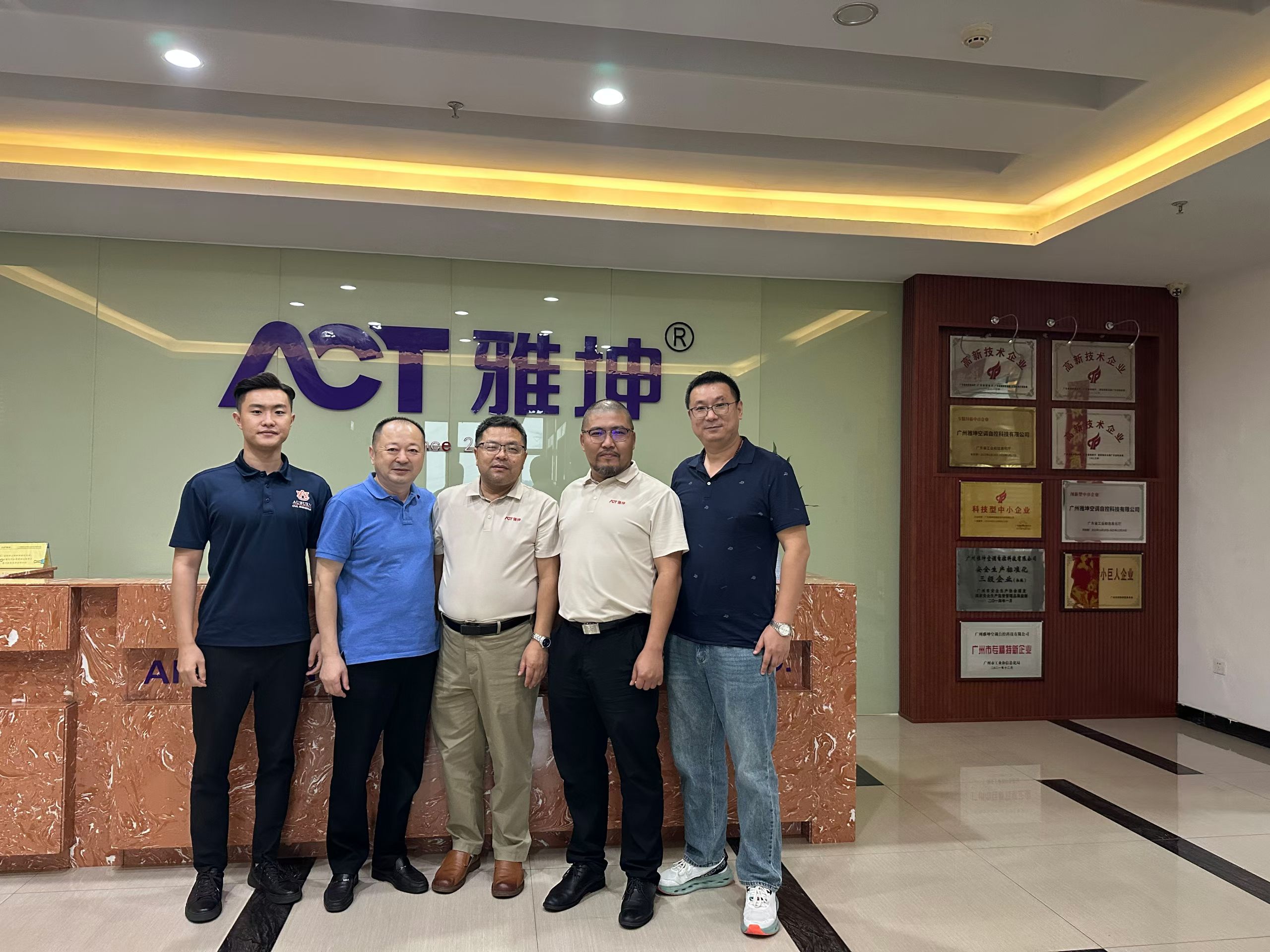 1762164320758494.jpg 1762164320758494.jpg