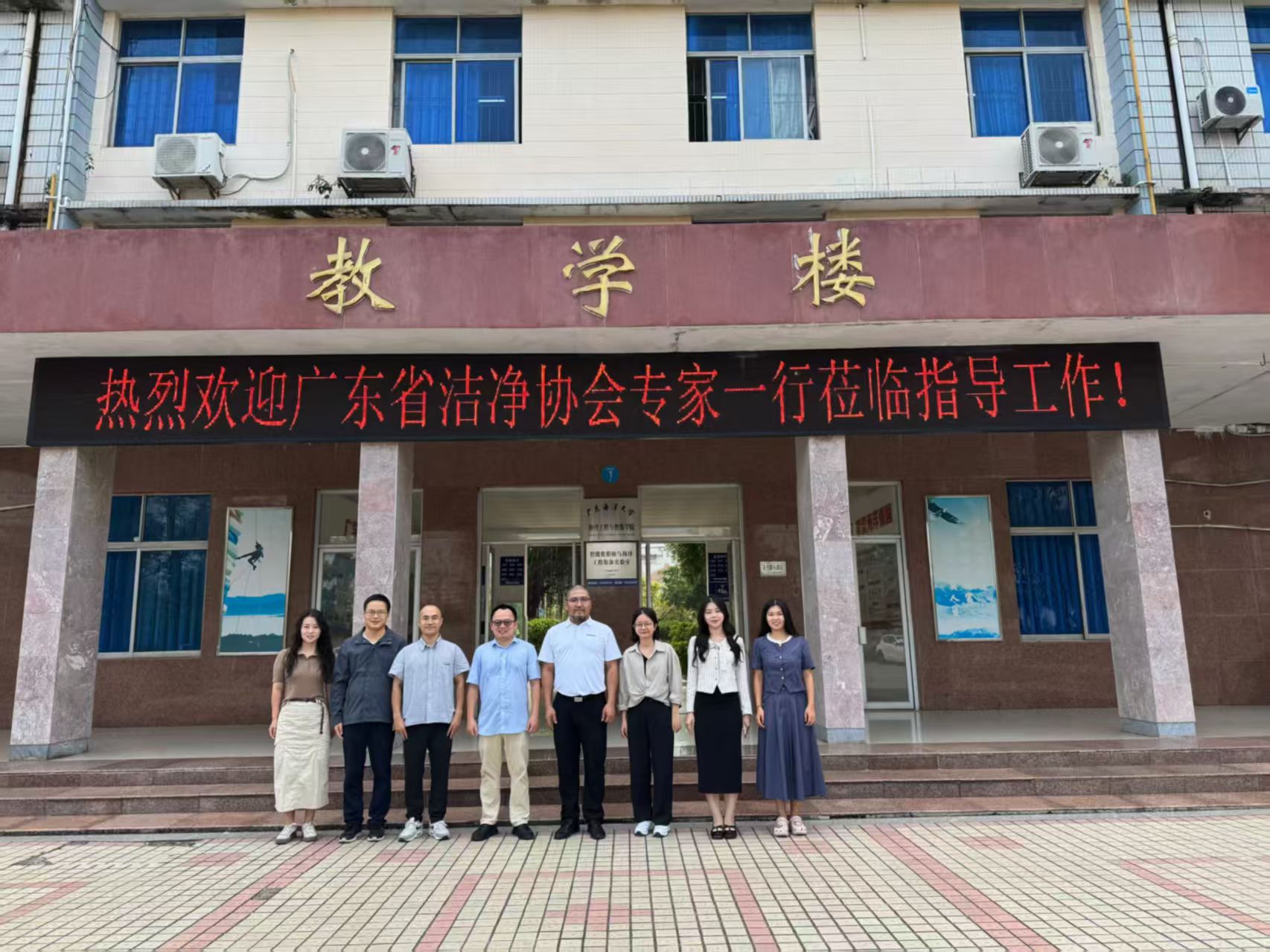 1762165222139303.jpg 1762165222139303.jpg