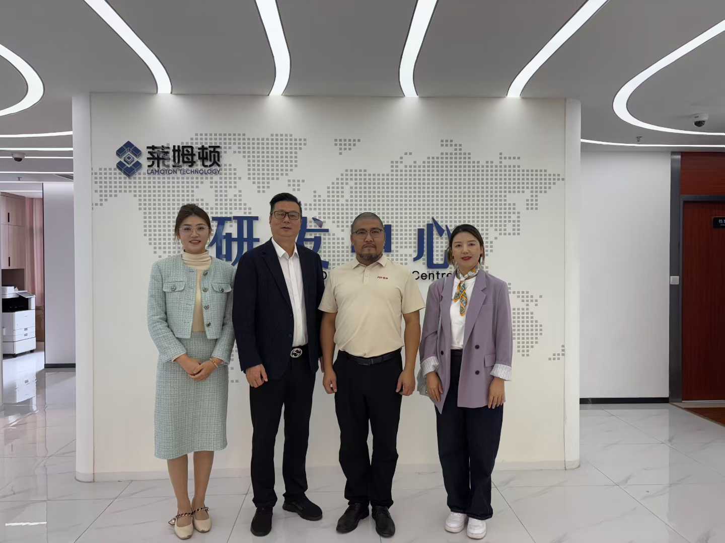 1762498655923541.jpg 1762498655923541.jpg