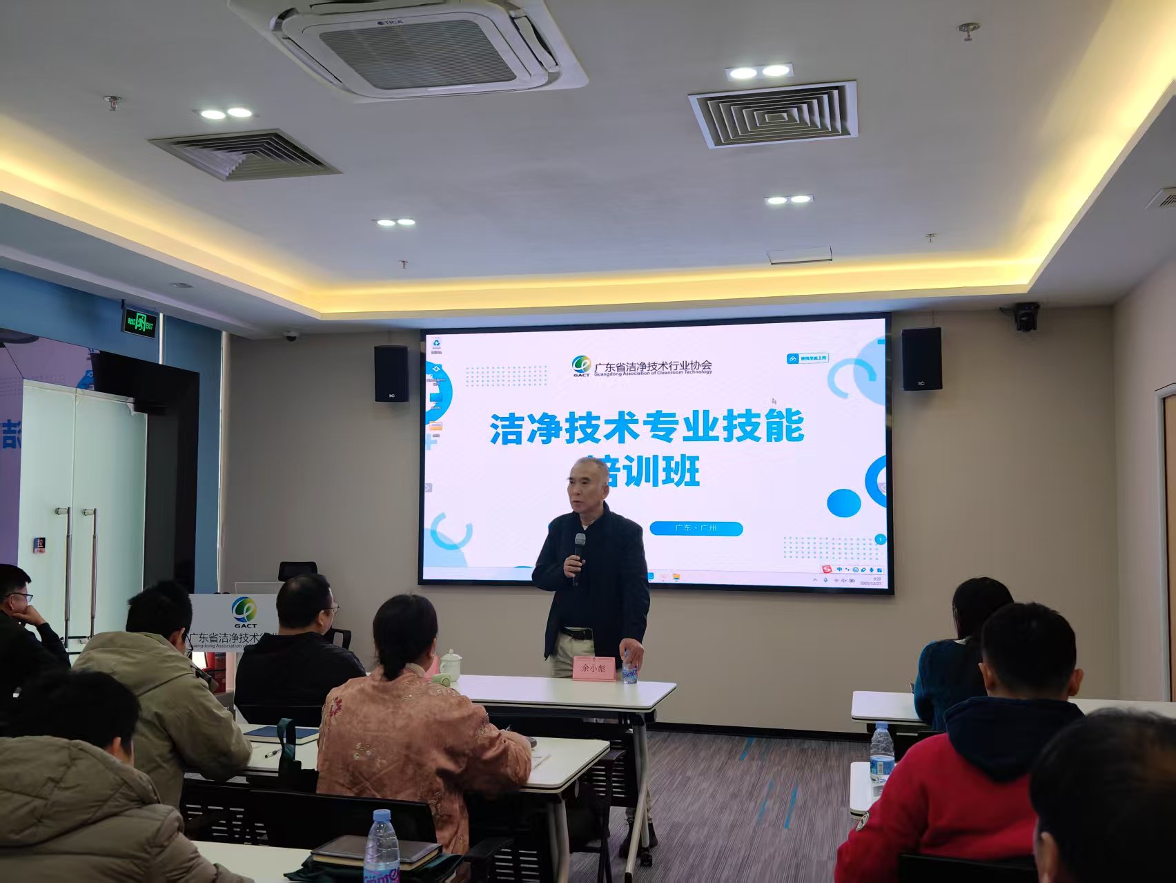 1766974961162860.jpg 1766974961162860.jpg